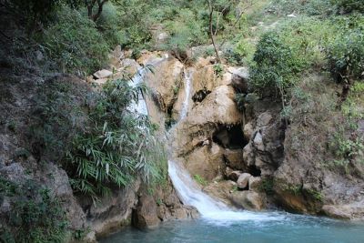 neer waterfall rishikesh