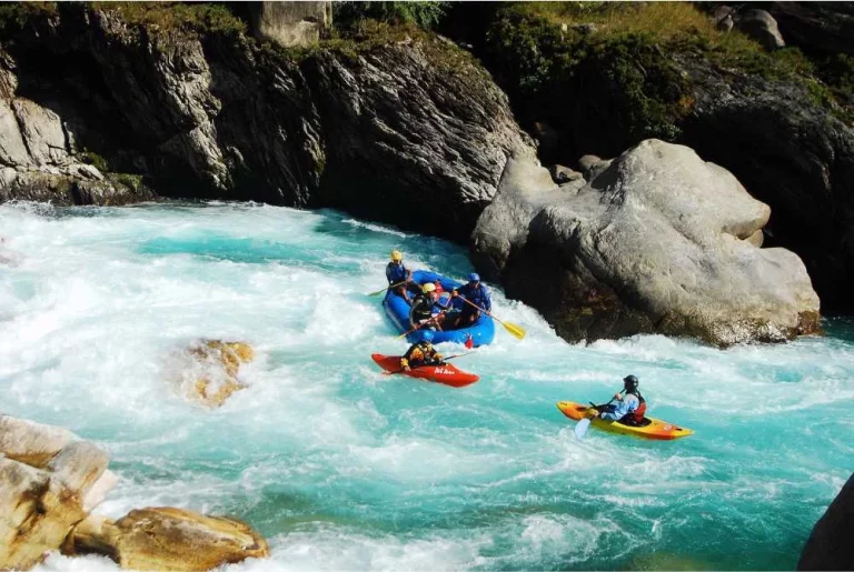 kayaking-in-rishikesh