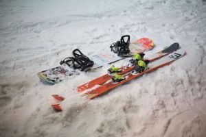 skiing-and snowboarding during camps in manali