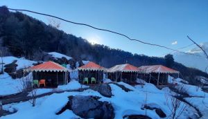 the maple leaf camps in auli