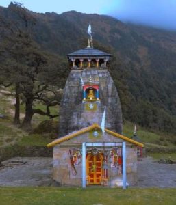 Madmaheshwar temple - hotels in Chopta